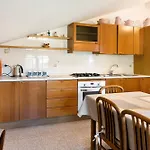 Dal Castelin Apartment *