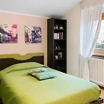 Dal Castelin Apartment